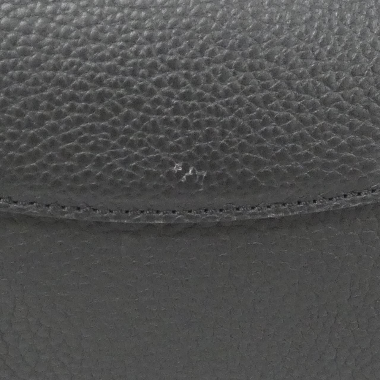 Louis Vuitton Capucines Mini Bag — view 5