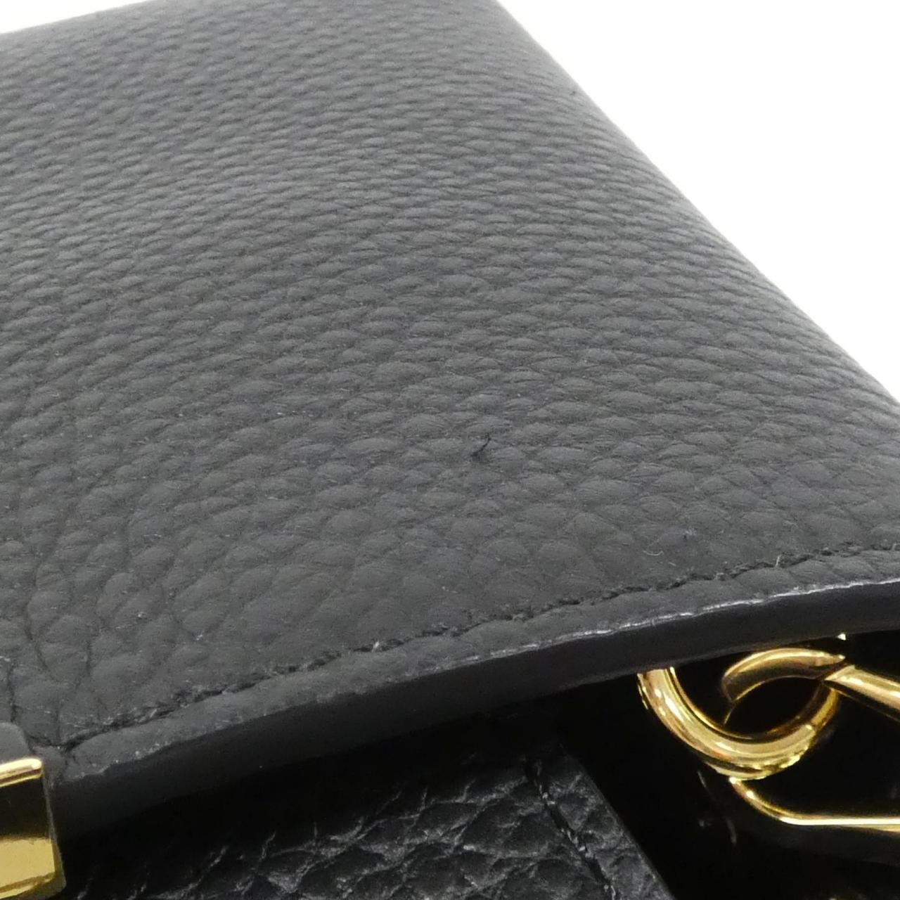 Louis Vuitton Capucines Mini Bag — view 7