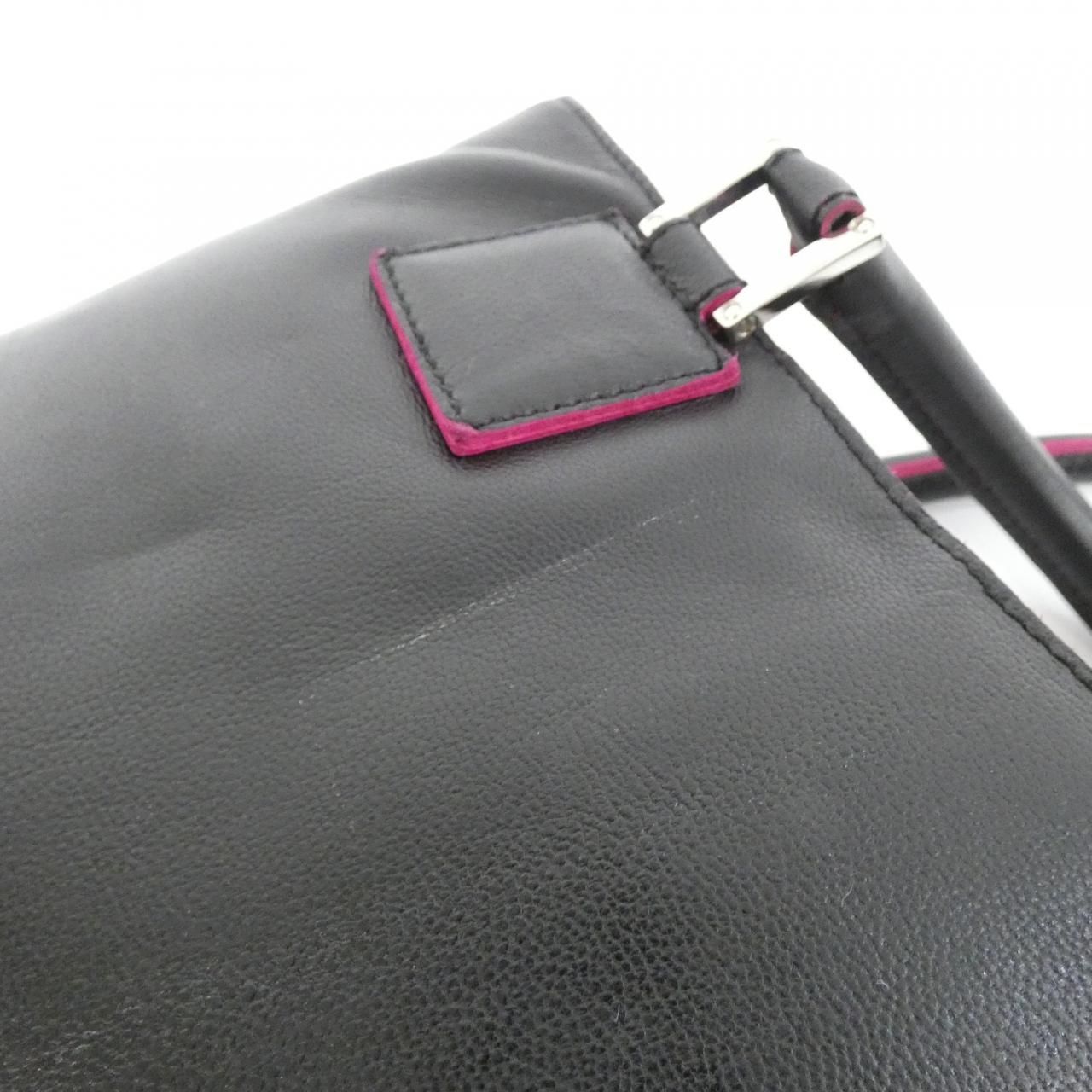 Loewe Amazona Bag Leather Black — view 7