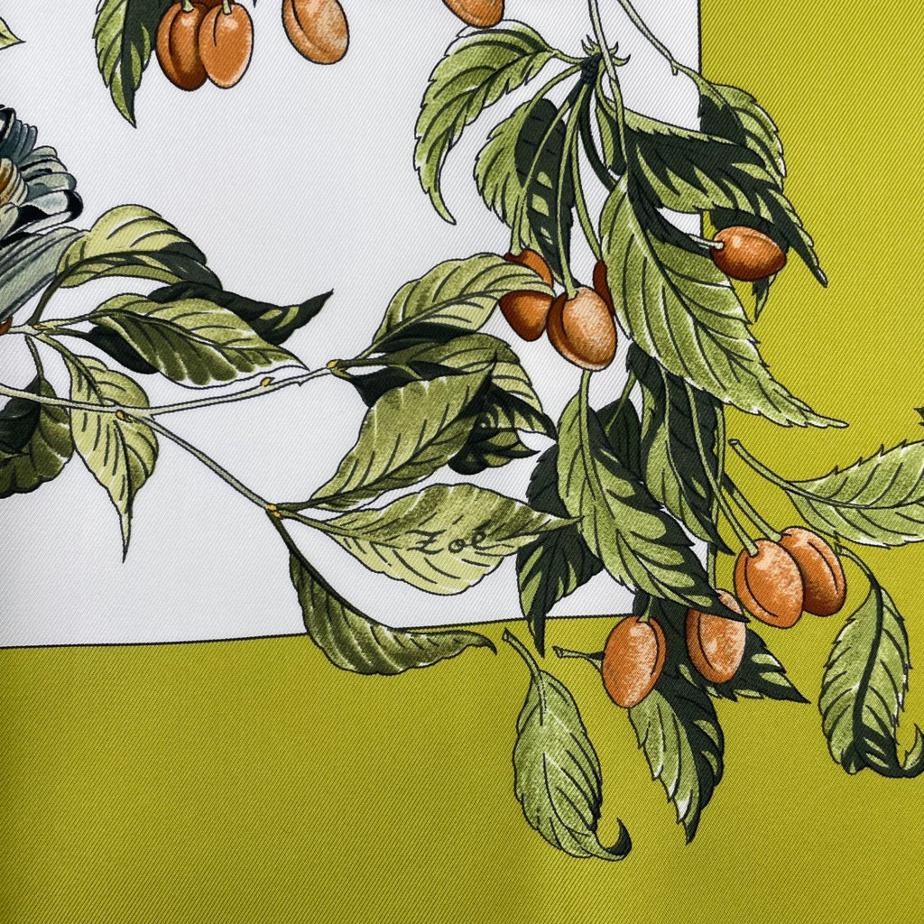 Hermes Carre 90 Scarf AU Coeur Des Bois in the Forest 100% Silk Green — view 8