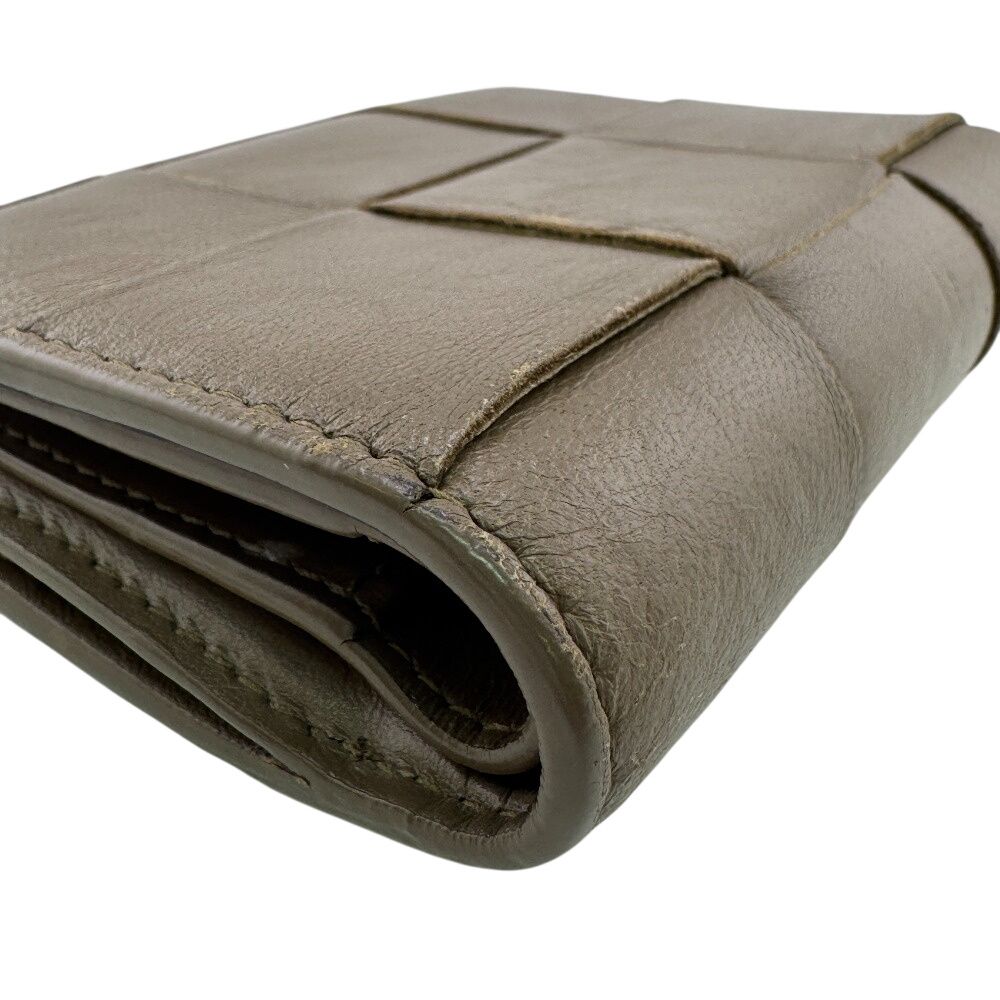 Bottega Veneta Compact Wallet Bifold Brown — view 5