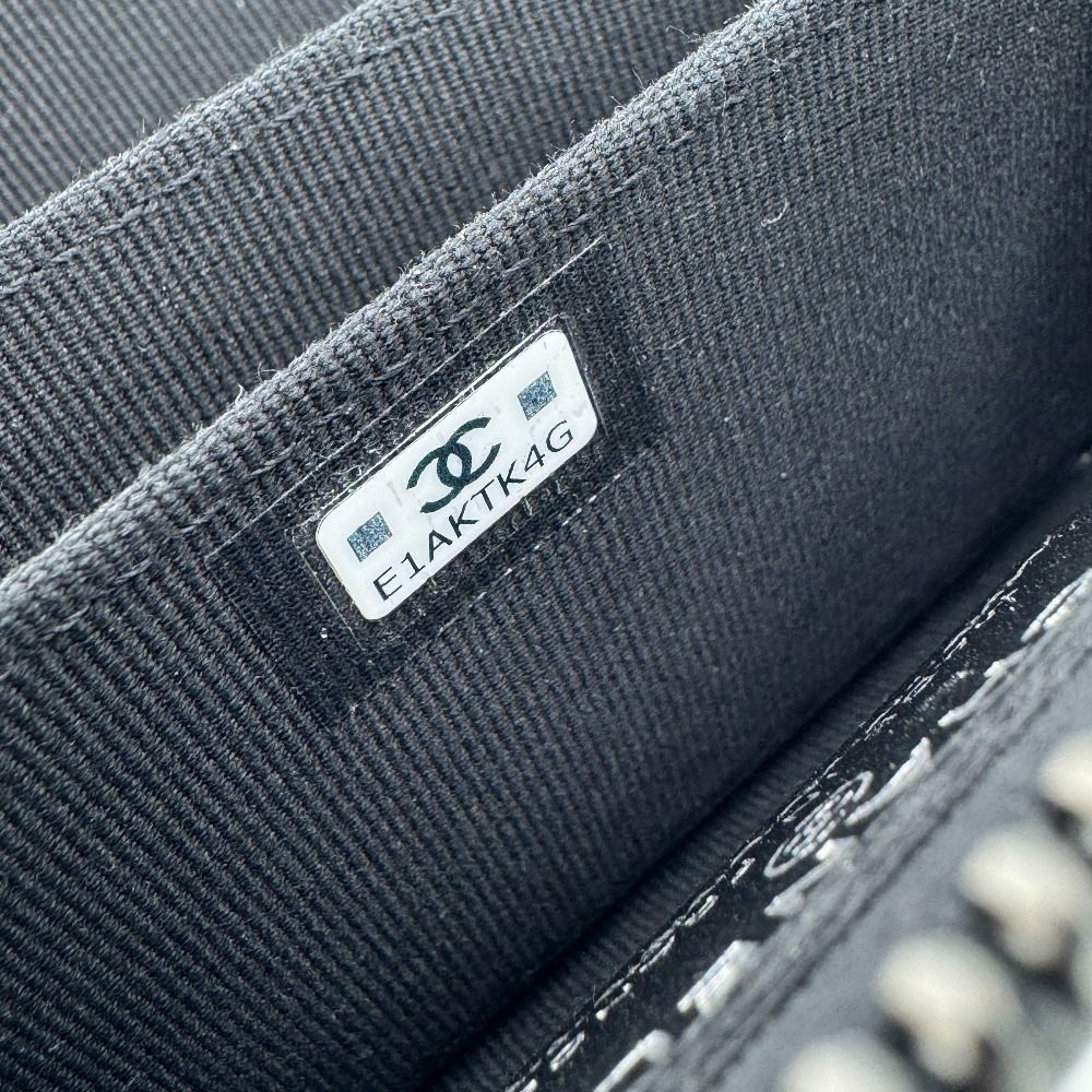 Chanel Zip Around Card Coin Purse Black — view 6