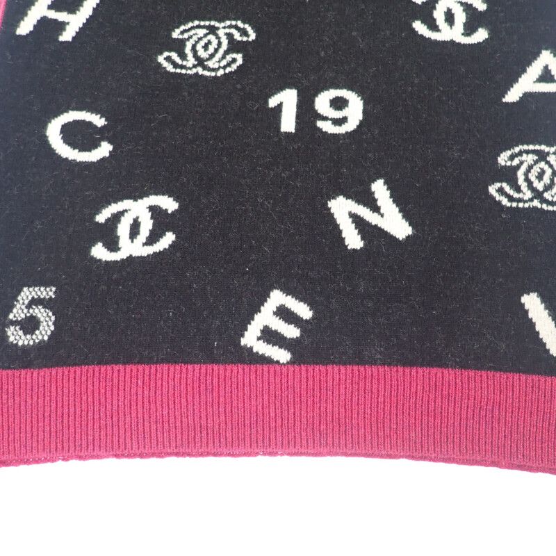 Chanel Logo Muffler Cashmere Black Pink CC Scarf — view 5