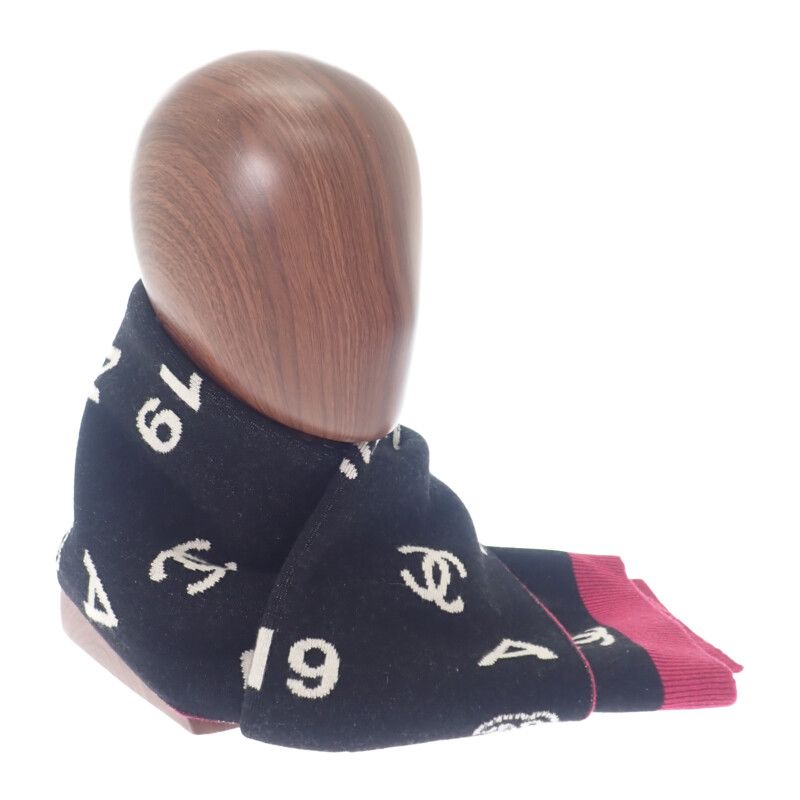 Chanel Logo Muffler Cashmere Black Pink CC Scarf — view 7
