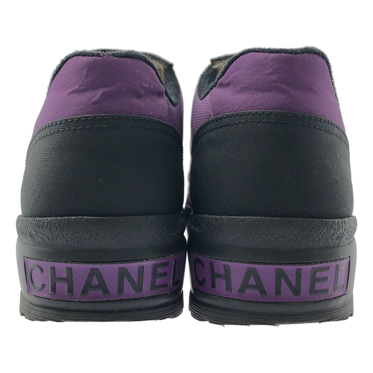 Chanel CC Logo Bicolor Low Cut Sneakers 36 Purple Black — view 3