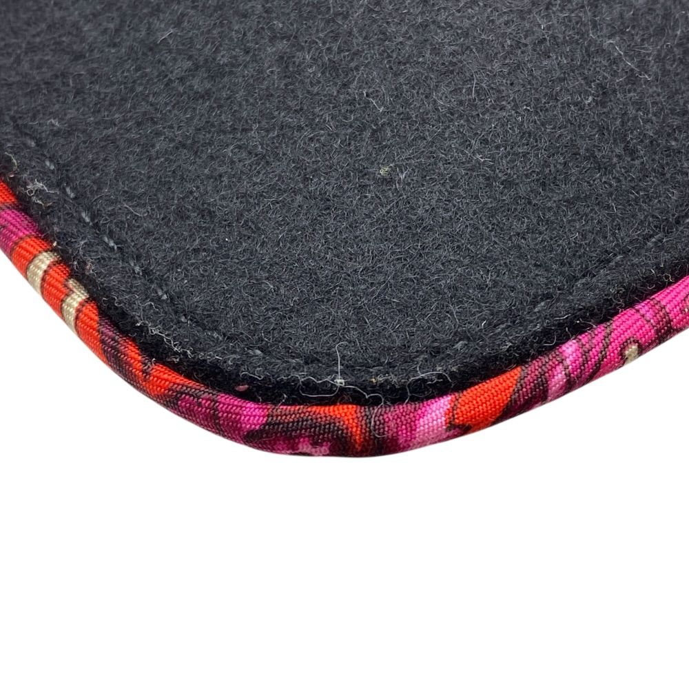 Hermes Silk in Pouch Flat Multi Case Felt Black Silver — view 3