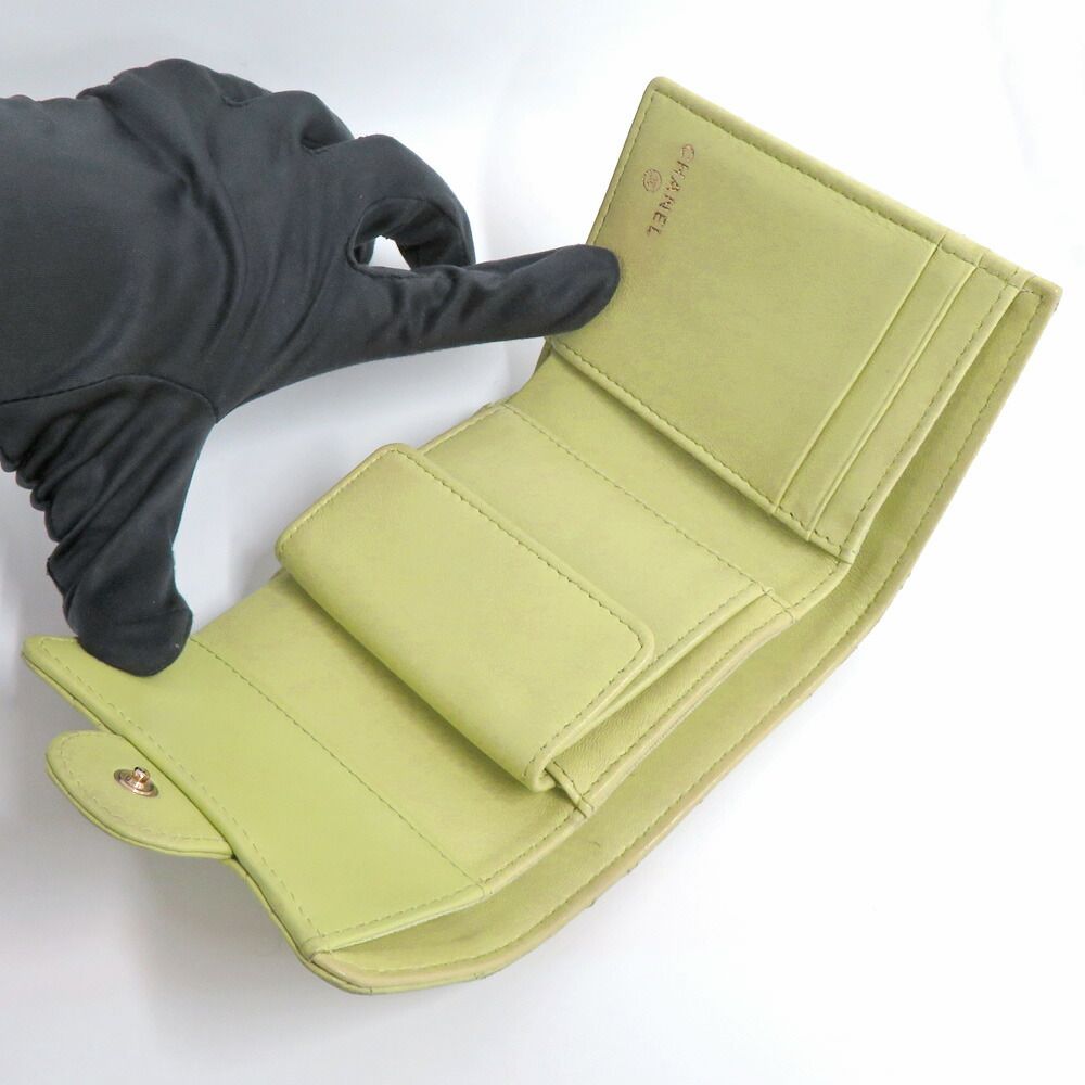 Chanel Quilted Small Flap Wallet Pistachio Green Lambskin — view 5