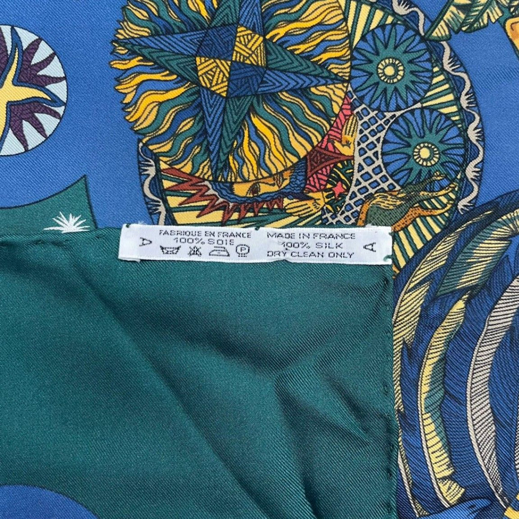 Hermes Carre 90 Scarf le Roy Soleil Sun King 100% Silk Green — view 8