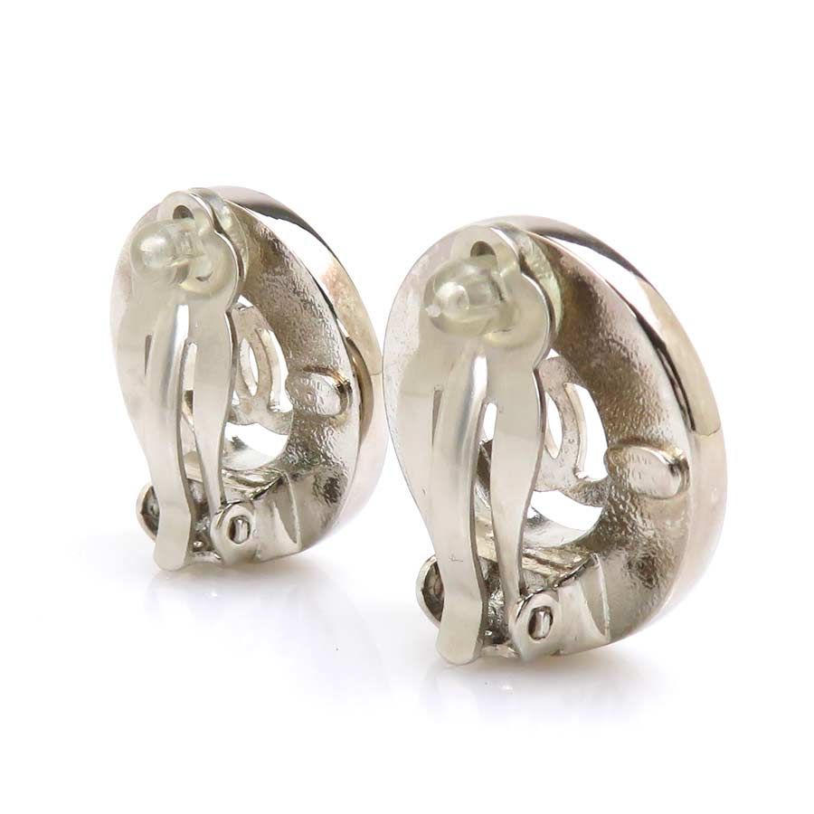Chanel Earrings CC Logo — view 3