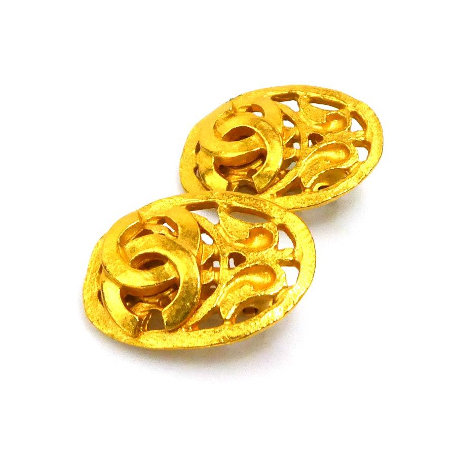 Chanel Earrings CC Logo — view 2