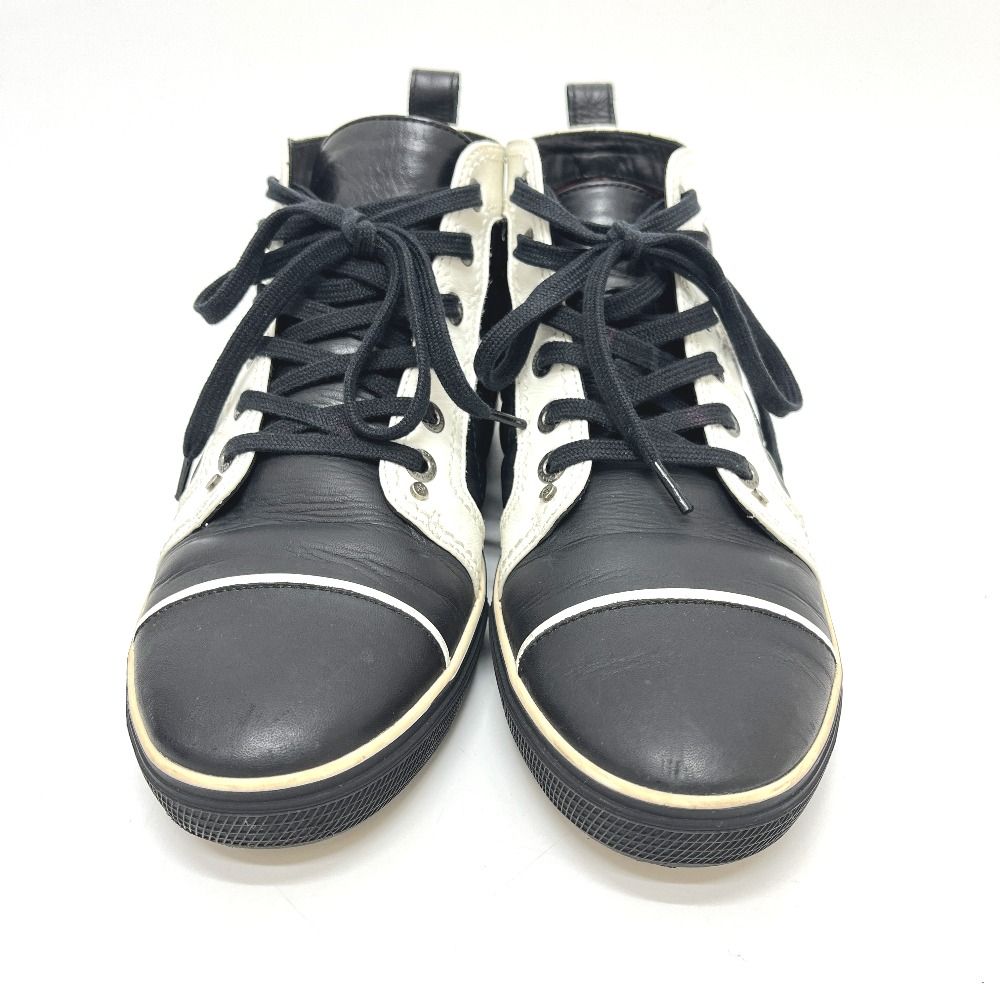 Chanel Sneakers Quilted CC Logo Bicolor Leather Black — view 2