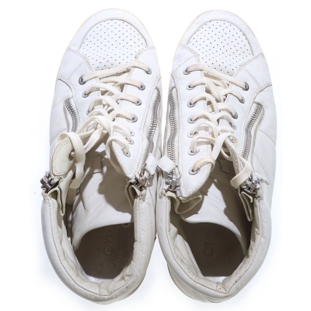Chanel CC Logo Side Zip High Cut Sneakers White — view 4