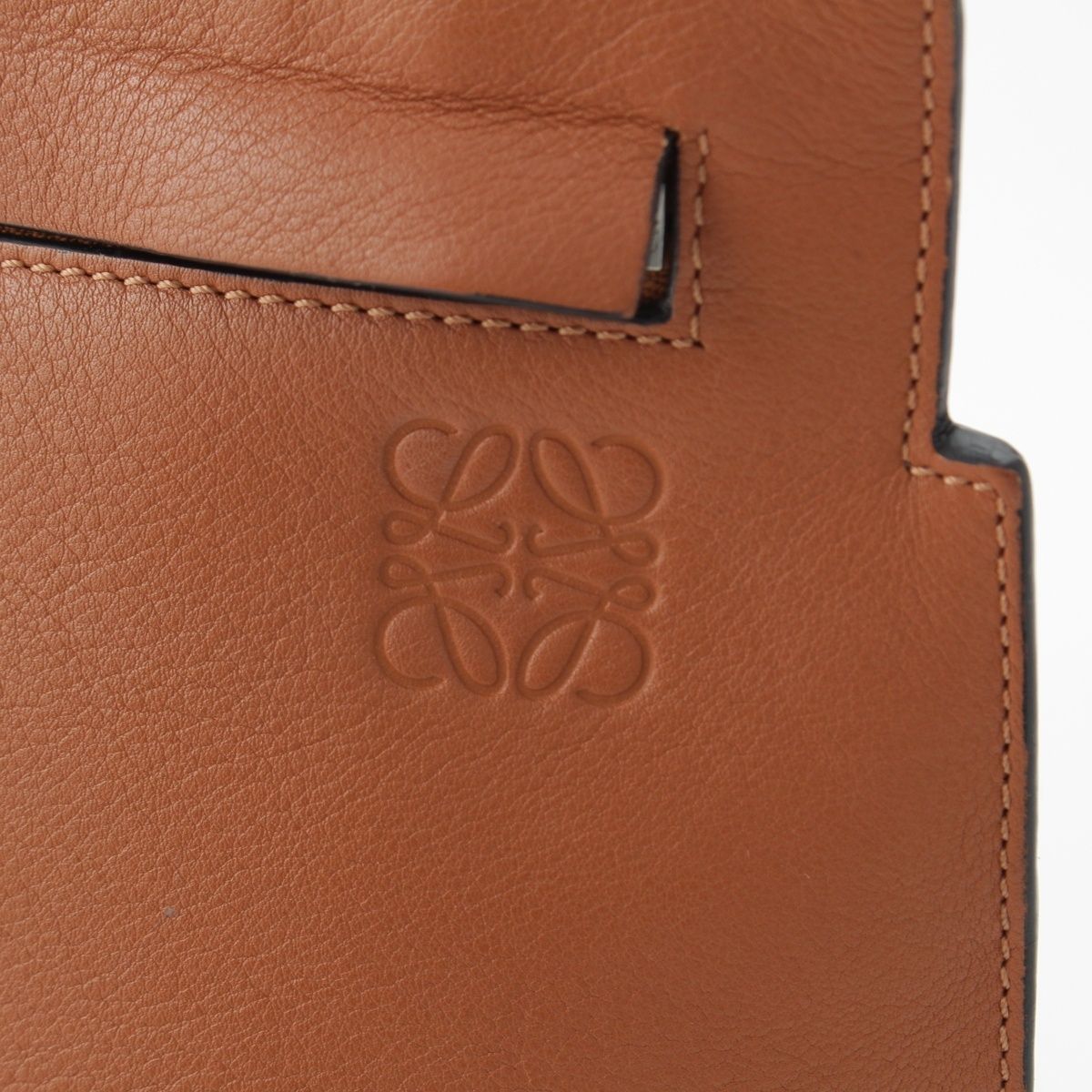 Loewe Leather T Shoulder Anagram Messenger Bag Brown — view 7