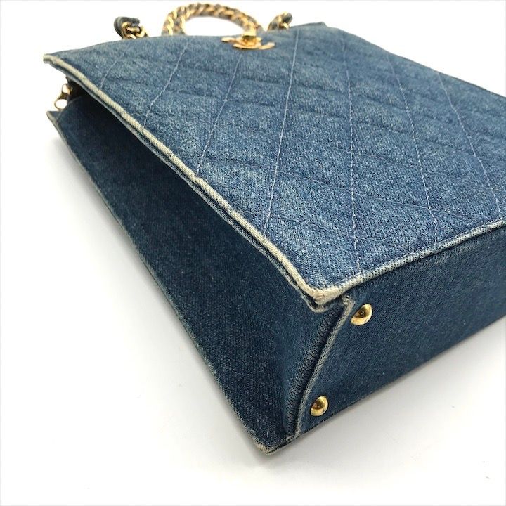 Chanel CC Logo Denim Quilted Vintage Chain Tote Shoulder Bag Blue — view 6