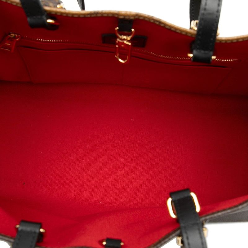 Louis Vuitton Monogram Giant Reverse On The Go MM Shoulder Bag — view 4