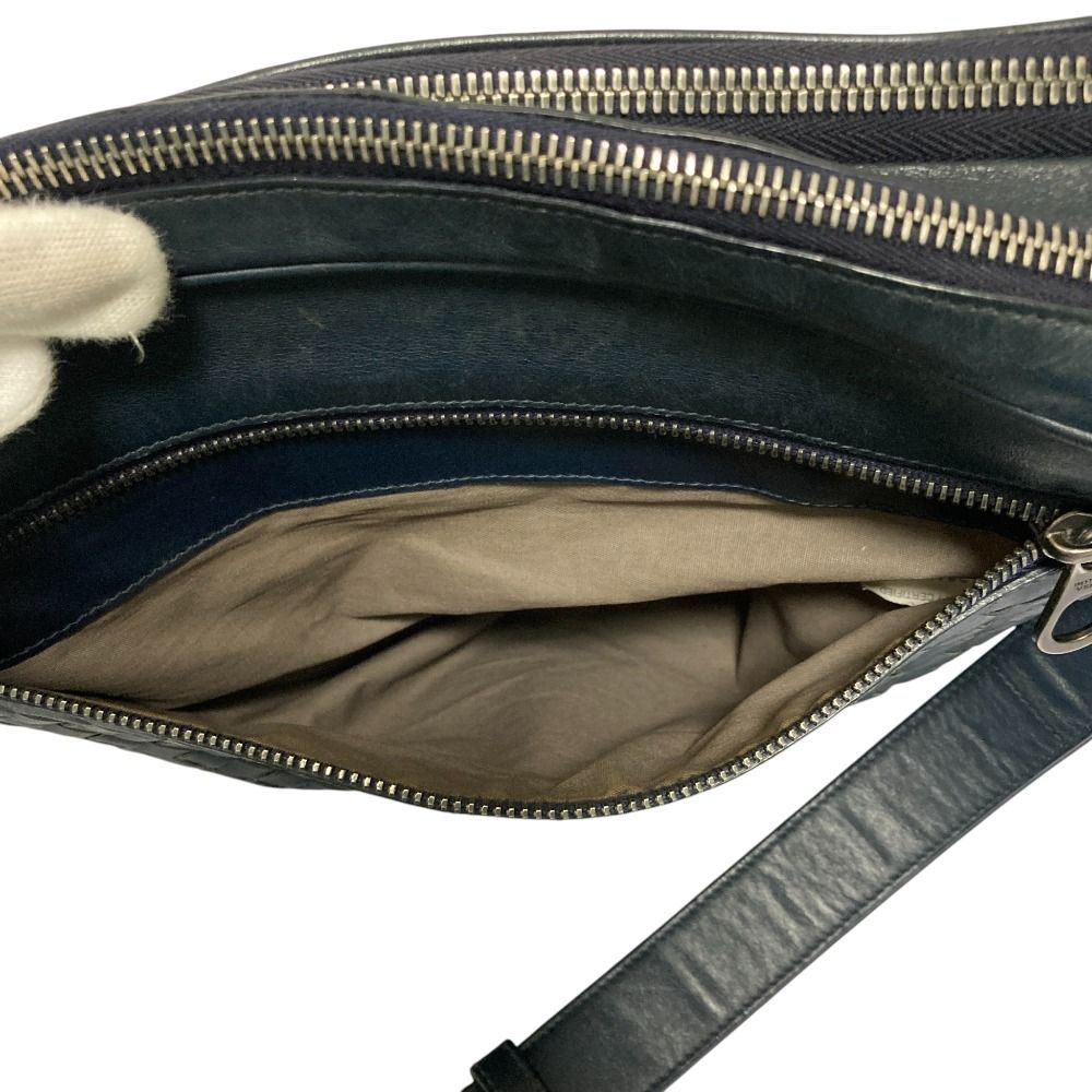 Bottega Veneta Intrecciato Leather Shoulder Bag Navy — view 7
