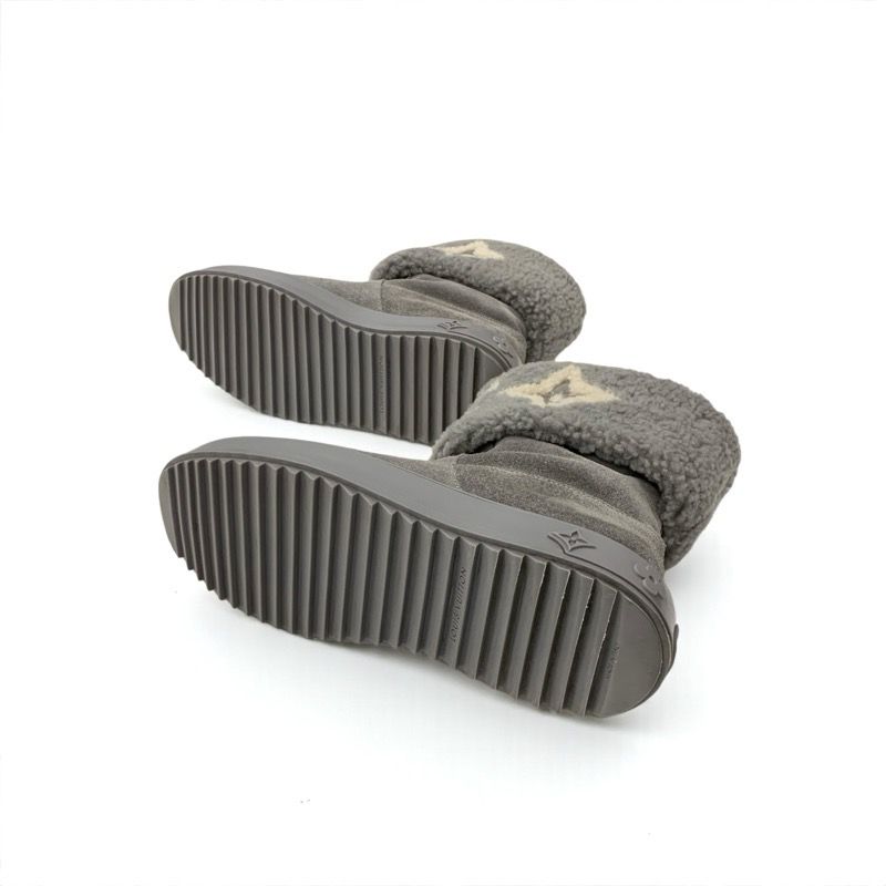 Louis Vuitton Snow Drop Line Monogram Short Boots Shoes Suede Mouton Gray Shearling — view 6