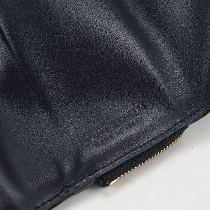 Bottega Veneta Intrecciato Trifold Wallet Leather — view 6