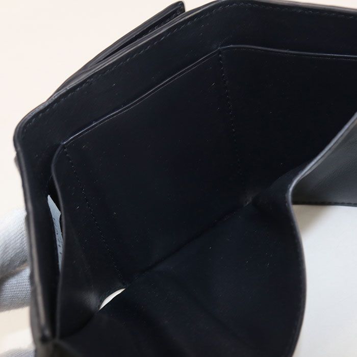 Bottega Veneta Intrecciato Trifold Wallet Leather — view 4