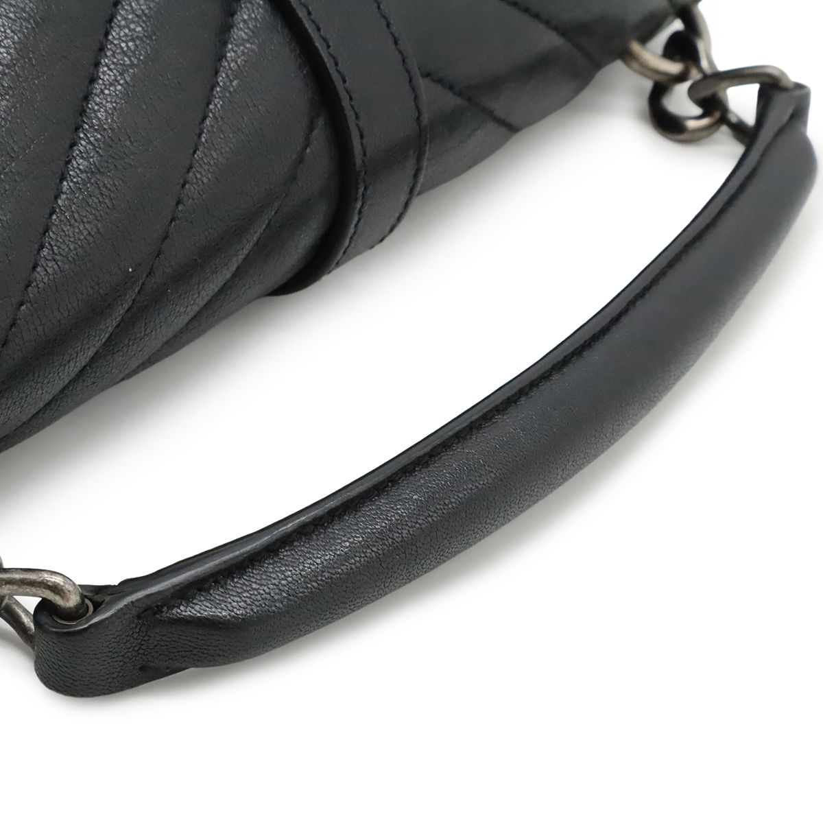 Saint Laurent Paris YSL Yves Carre Handbag 2-Way Chain — view 6