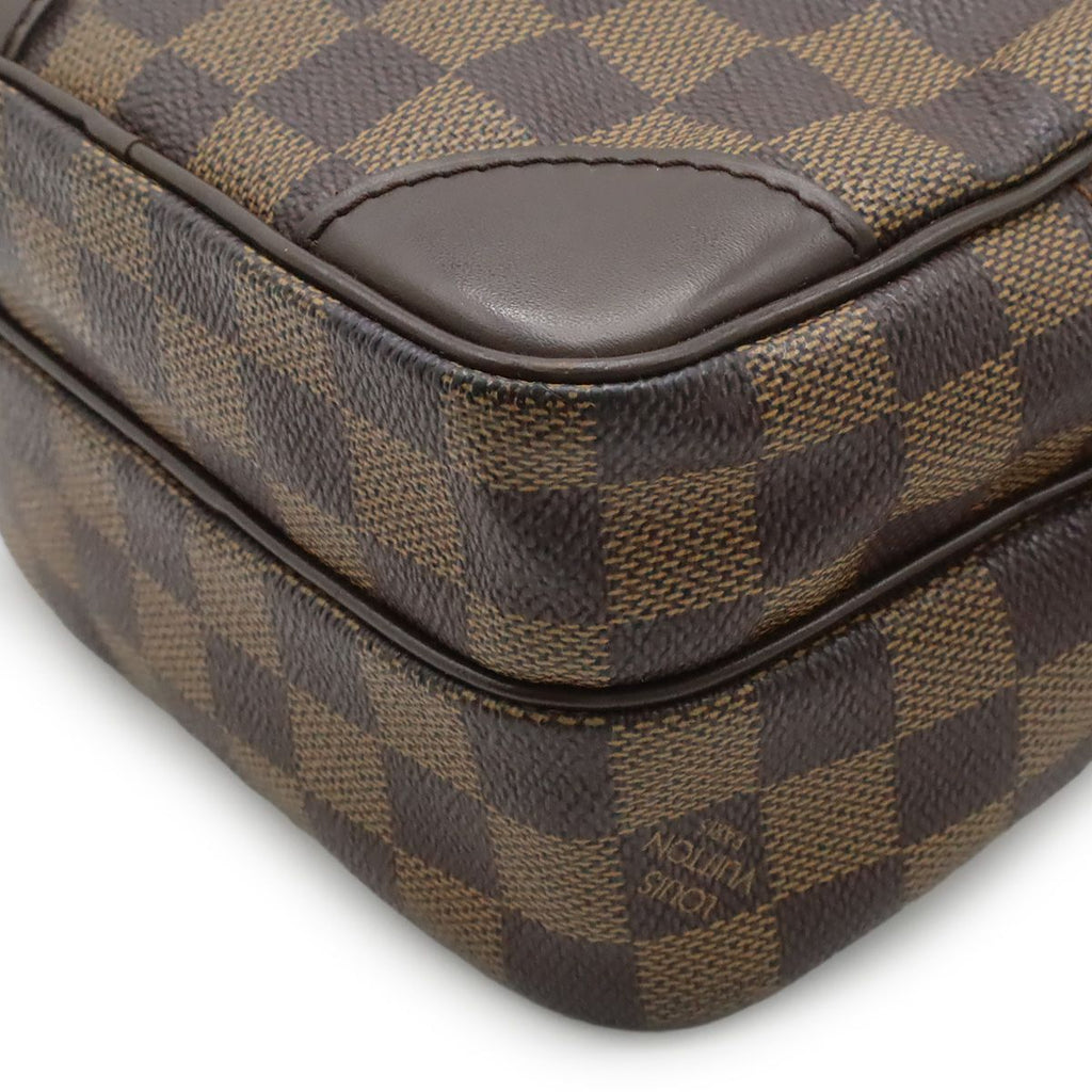 Louis Vuitton Damier Amazon Shoulder Bag Crossbody — view 3