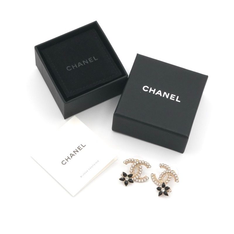 Chanel Earrings Gold Black CC Logo Rhinestone Flower — view 9