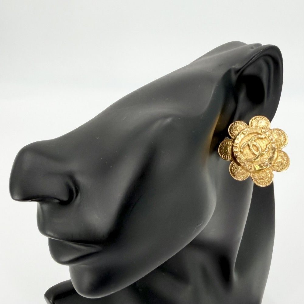 Chanel Earrings Flower Motif Vintage CC Logo 2 — view 2