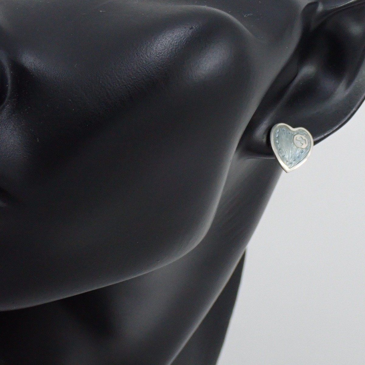 Gucci Interlocking Heart Earrings Enamel Blue — view 5