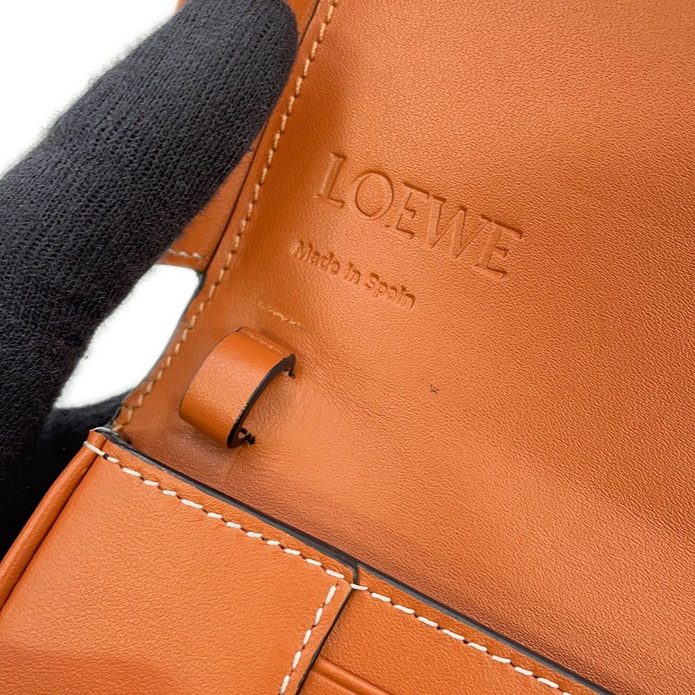 Loewe Shoulder Bag Anagram Heel Leather — view 9