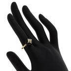 Louis Vuitton Blossom Onyx Diamond 49 Ring 18K Yellow Gold — view 8
