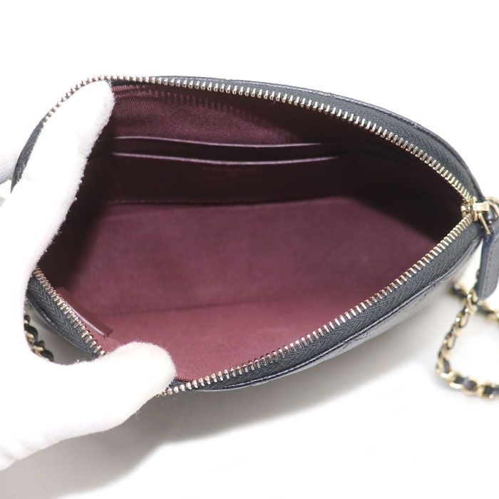 Chanel Quilted Shoulder Bag Black — view 3