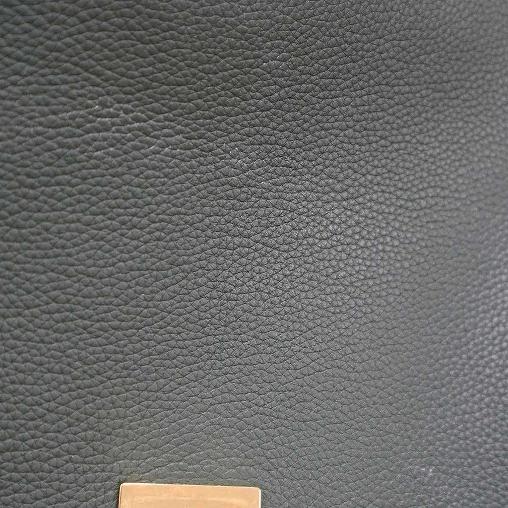 Celine Trapeze Leather Shoulder Bag Green — view 9