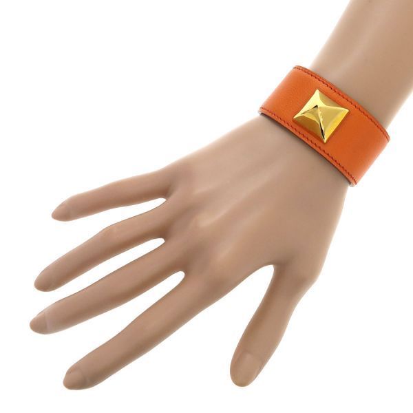 Hermes Medallion Bracelet S From a Leather — view 9