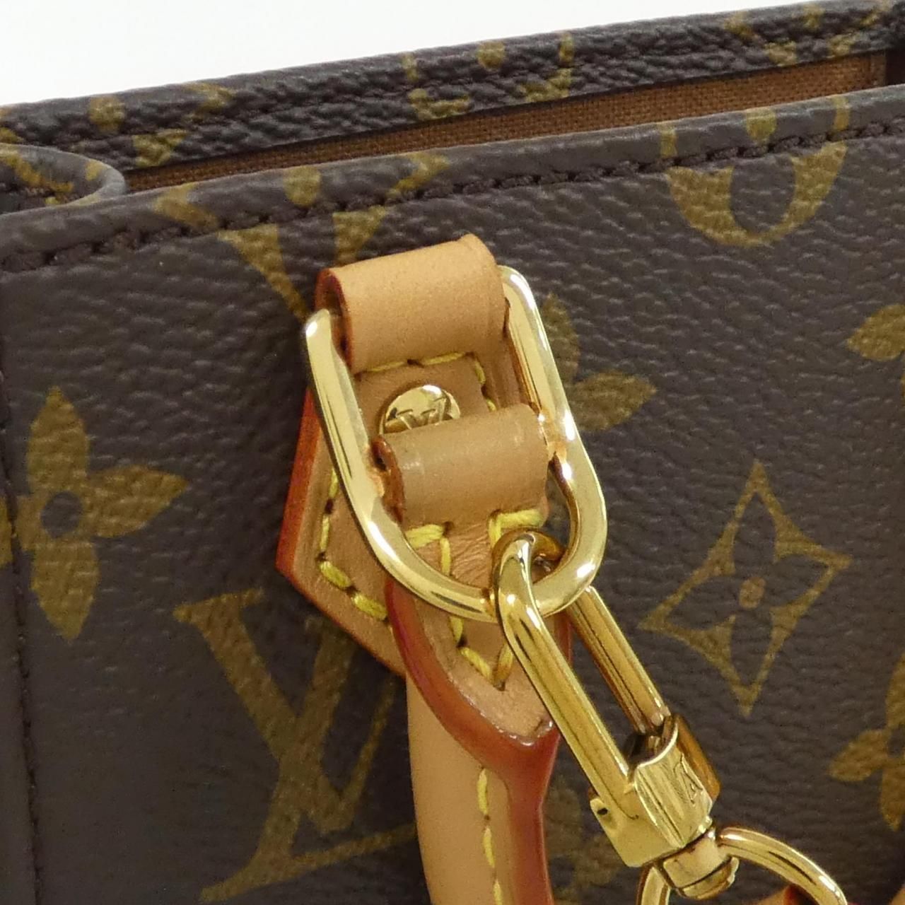 Louis Vuitton Monogram Petite Sac Plat Bag — view 3