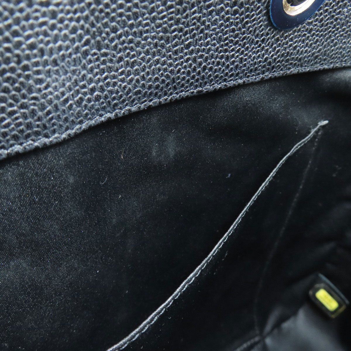 Chanel Quilted Silver Tote Grained Calfskin — view 9