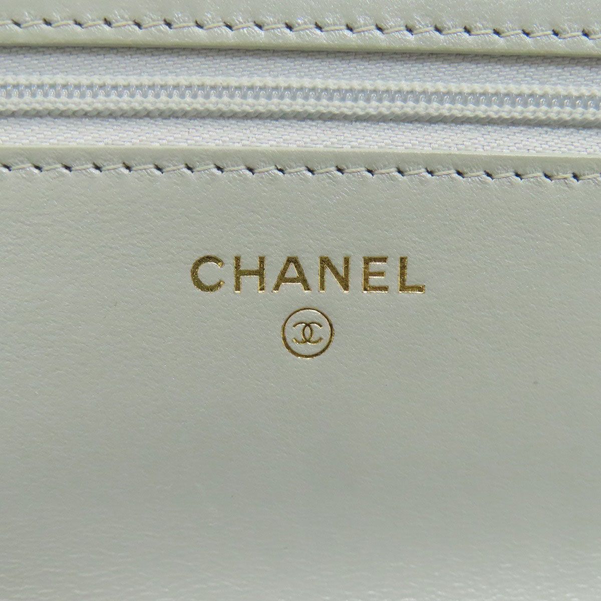 Chanel Chain Shoulder Quilted Gold Bag Lambskin — view 6