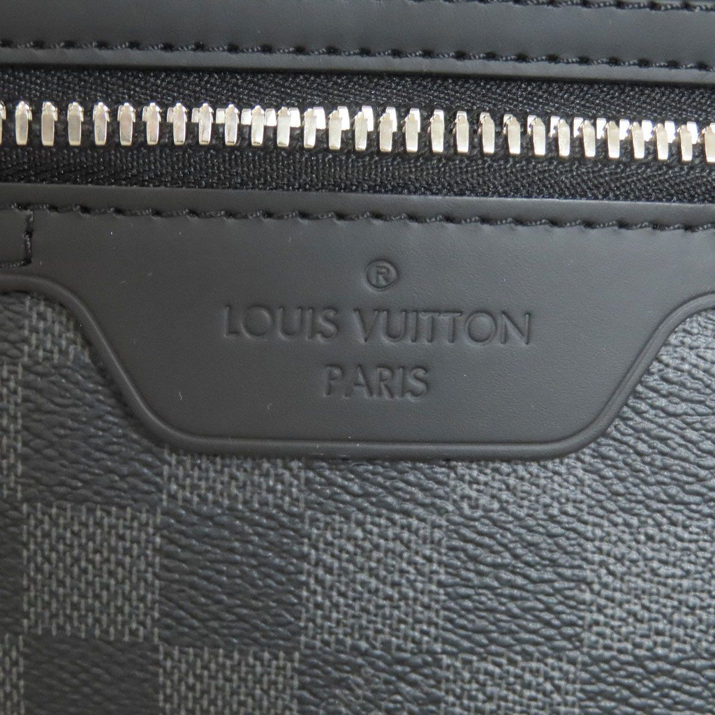Louis Vuitton Hunter Shoulder Bag Damier Canvas — view 8
