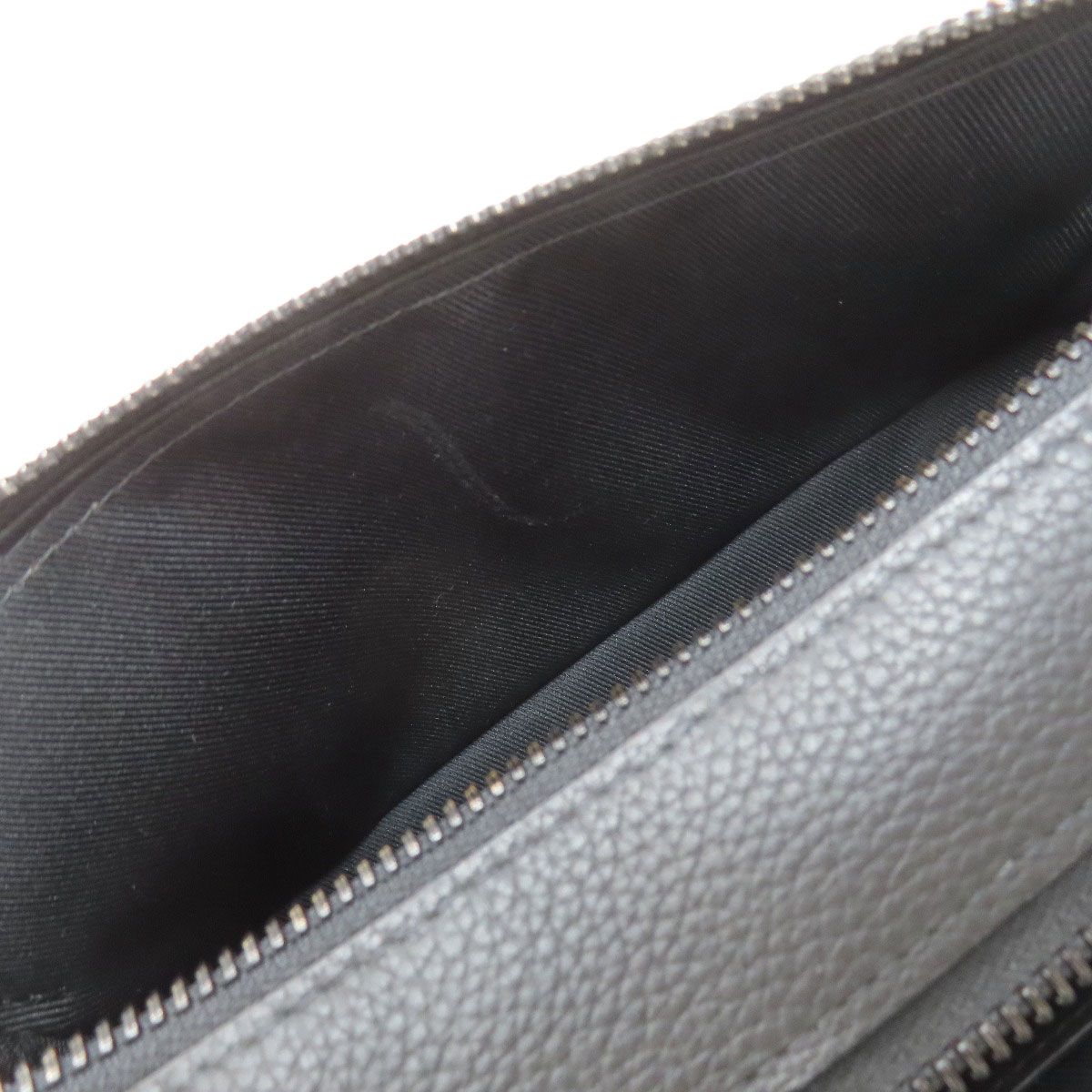 Louis Vuitton Alpha Wearable Wallet Aerogram Shoulder Bag Taurillon — view 5