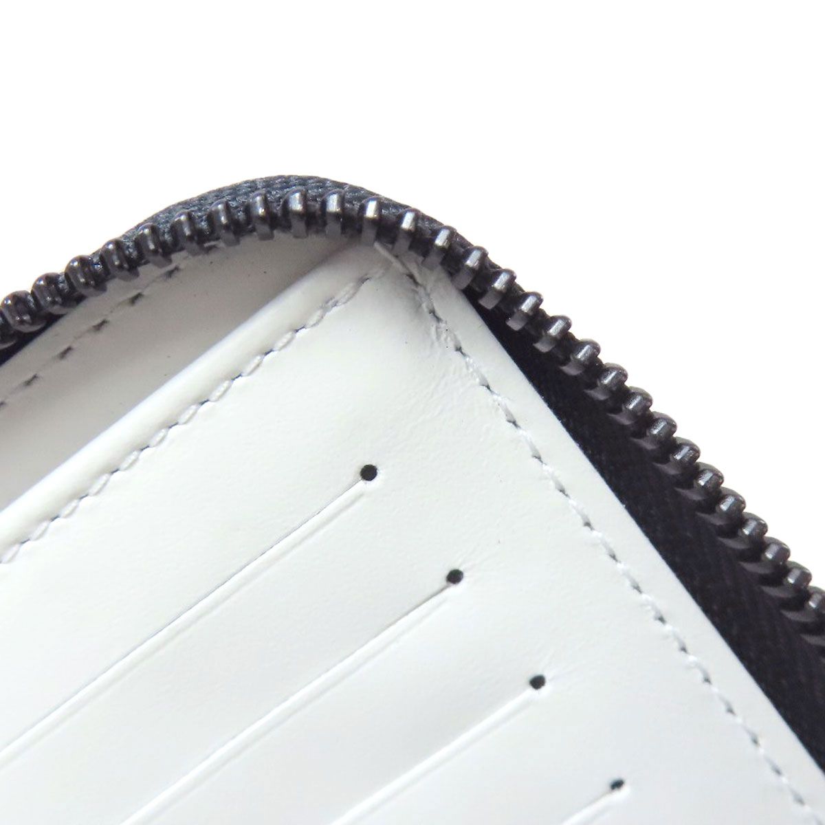 Louis Vuitton Zippy Long Wallet Vertical — view 9