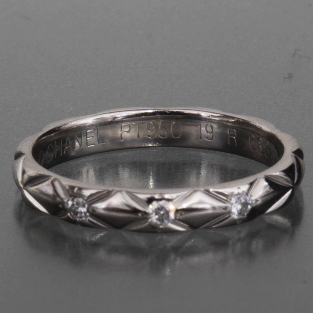 Chanel Quilted Diamond Ring — view 5