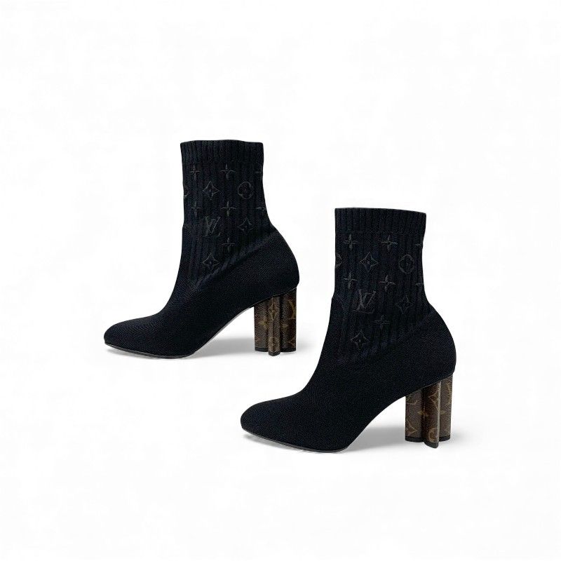 Louis Vuitton Silhouette Line Monogram Short Boots Shoes Fabric Leather Black — view 3