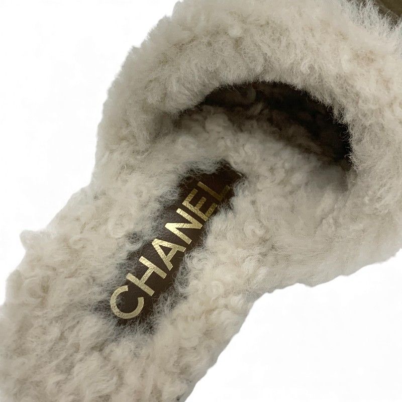 Chanel Sandals Shoes Suede Mouton Cork Khaki Brown Gold CC Logo Quilted — view 7