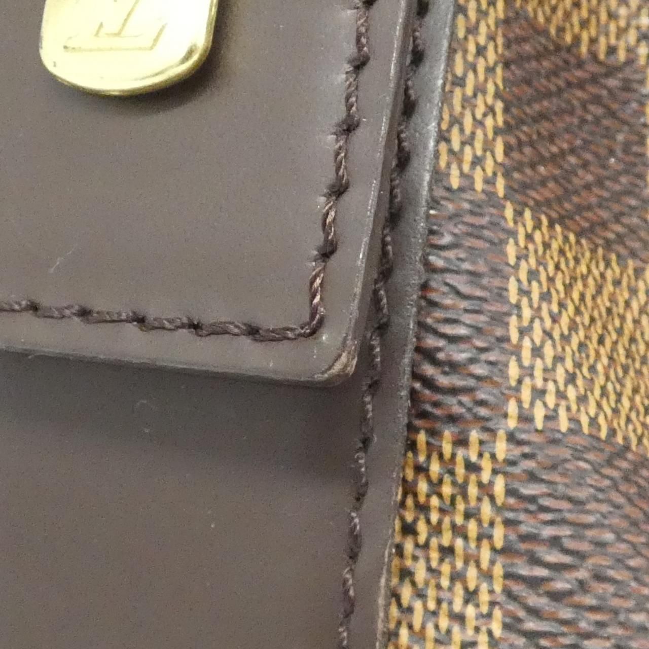 Louis Vuitton Damier Shoulder Bag — view 5