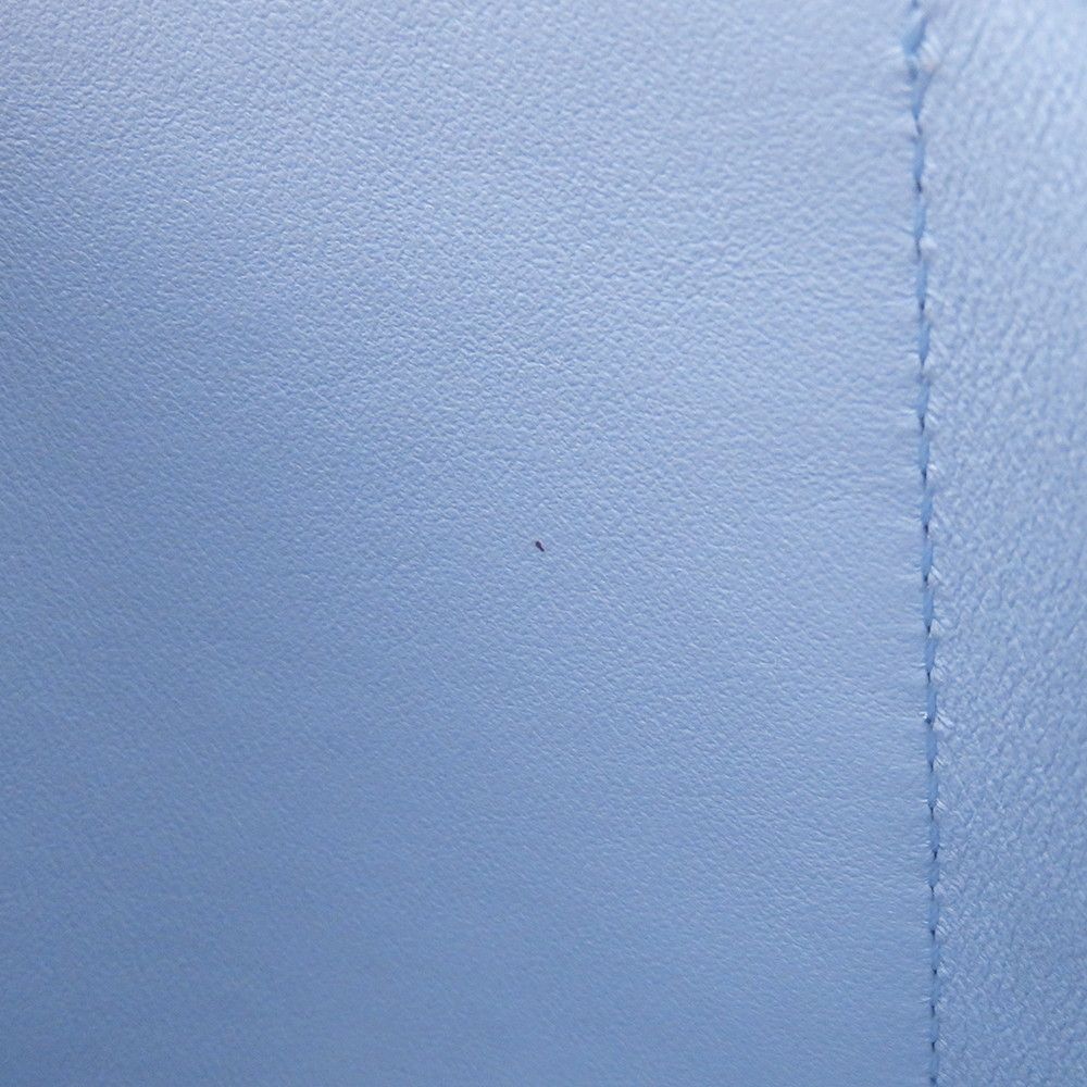 Louis Vuitton Trifold Wallet Taurillon Leather Portefeuille Capucines Compact Lilac — view 8