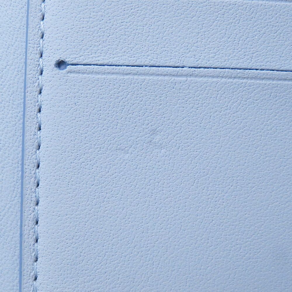 Louis Vuitton Trifold Wallet Taurillon Leather Portefeuille Capucines Compact Lilac — view 7