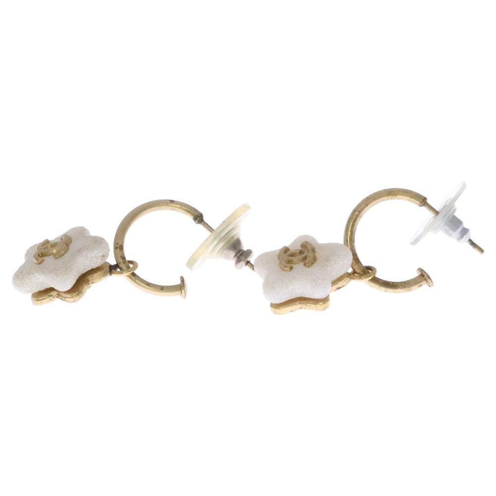 Chanel Star Motif Earrings CC Logo White Gold — view 4