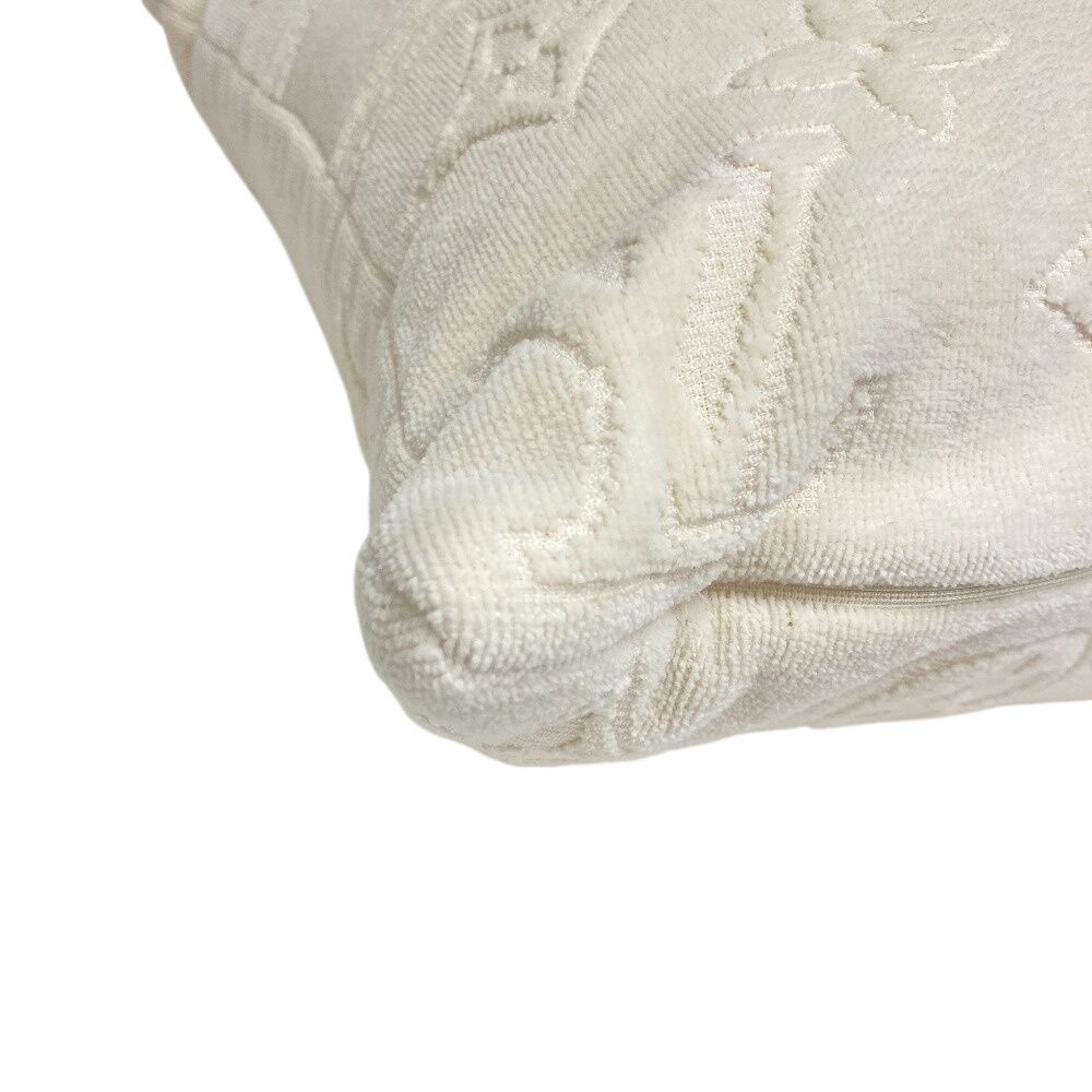 Louis Vuitton Coussin LV Vacation Interior — view 4
