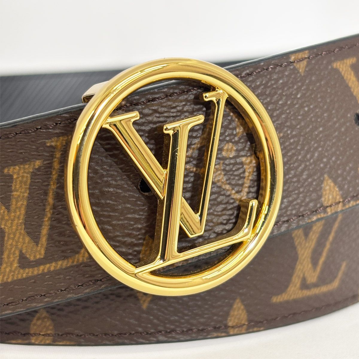 Louis Vuitton Monogram Belt LV Circle Reversible 30 75 Waist Epi LV Gold Width — view 3