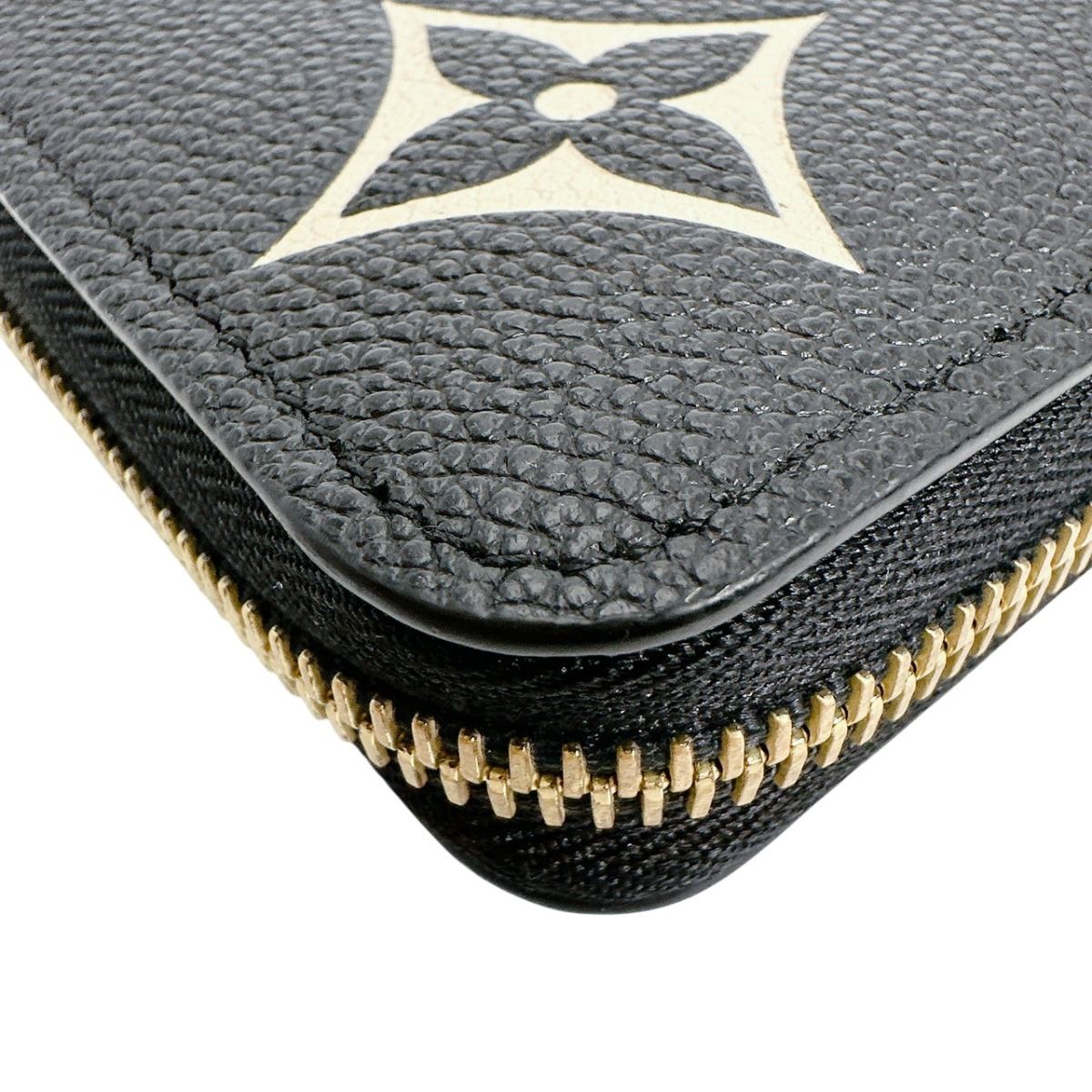 Louis Vuitton Empreinte Zippy Long Wallet — view 9
