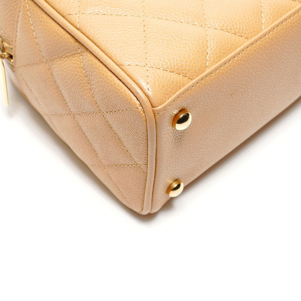 Chanel Handbag CC Logo Caviar Leather Mini — view 5